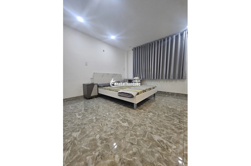 Bàn nhà Hẻm xe hơi ngay Trần Hưng Đạo, Quận 5, 68m2 5 tần 7PN, 13.2 tỷ
